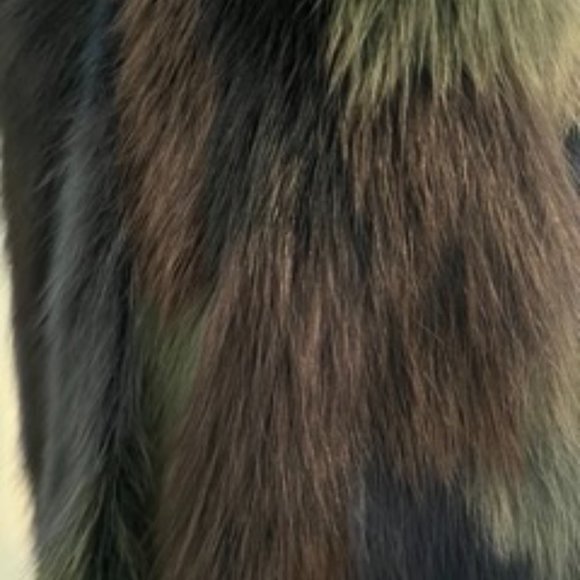 BCBGMAXAZRIA Real Fox Fur Vest, Size S - Picture 4 of 13